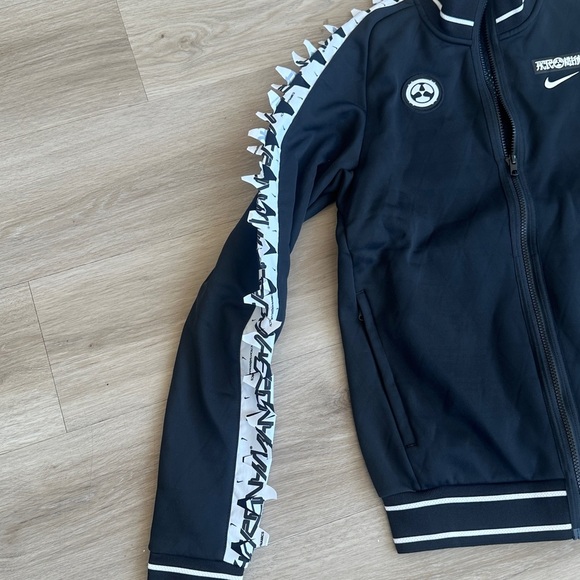 Nike x ACRONYM ®
Men's Knit Jacket - Picture 6 of 7